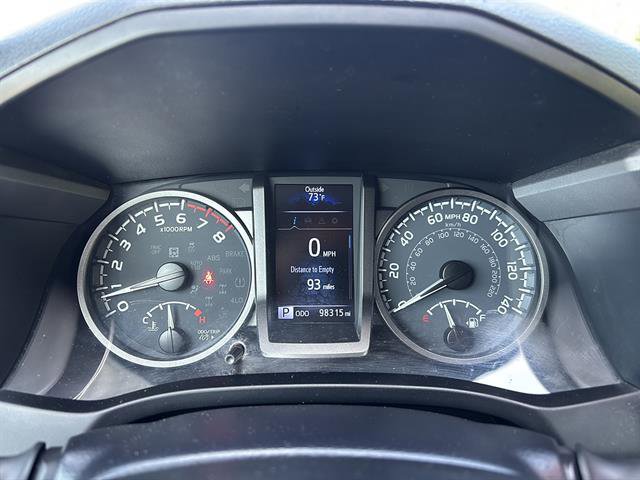 Used 2022 Toyota Tacoma TRD Sport w/ Technology Package AWD/4WD image 27
