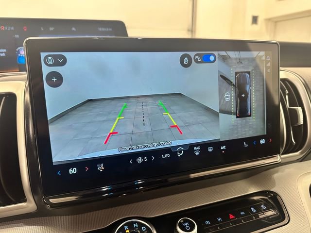 Certified 2025 Ford Expedition Active image 37