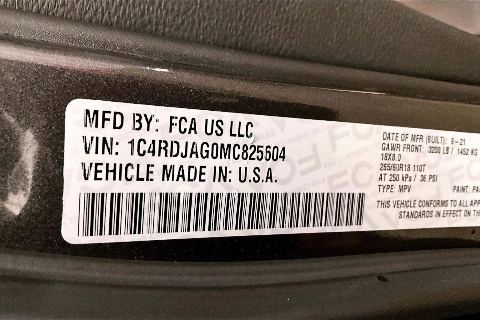 Used 2021 Dodge Durango SXT image 34