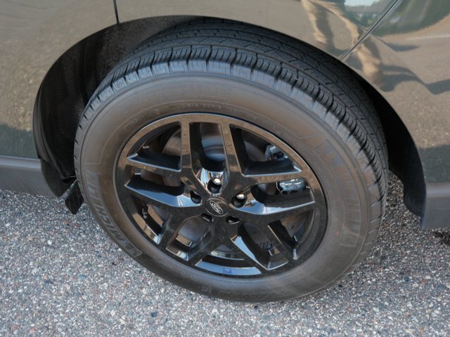 Certified 2024 Ford Edge SEL w/ Convenience Package AWD/4WD image 8