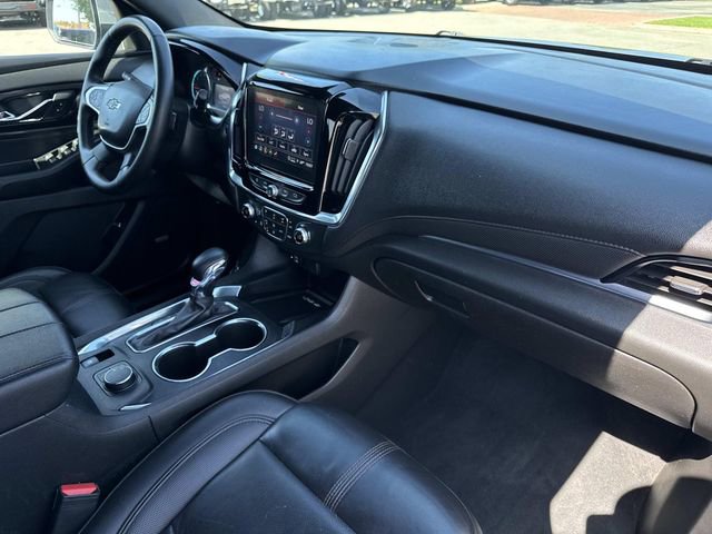 Used 2023 Chevrolet Traverse RS FWD image 37