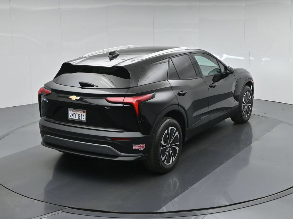 Used 2024 Chevrolet Blazer EV LT AWD/4WD image 39