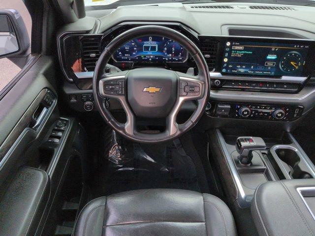 Used 2022 Chevrolet Silverado 1500 LTZ w/ LTZ Convenience Package II image 16