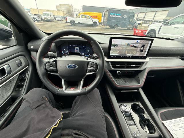 Certified 2025 Ford Explorer ST AWD/4WD image 11