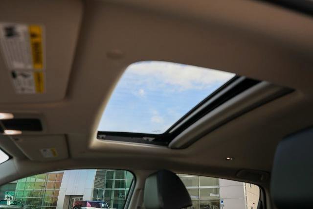 Used 2025 Honda HR-V EX-L image 16