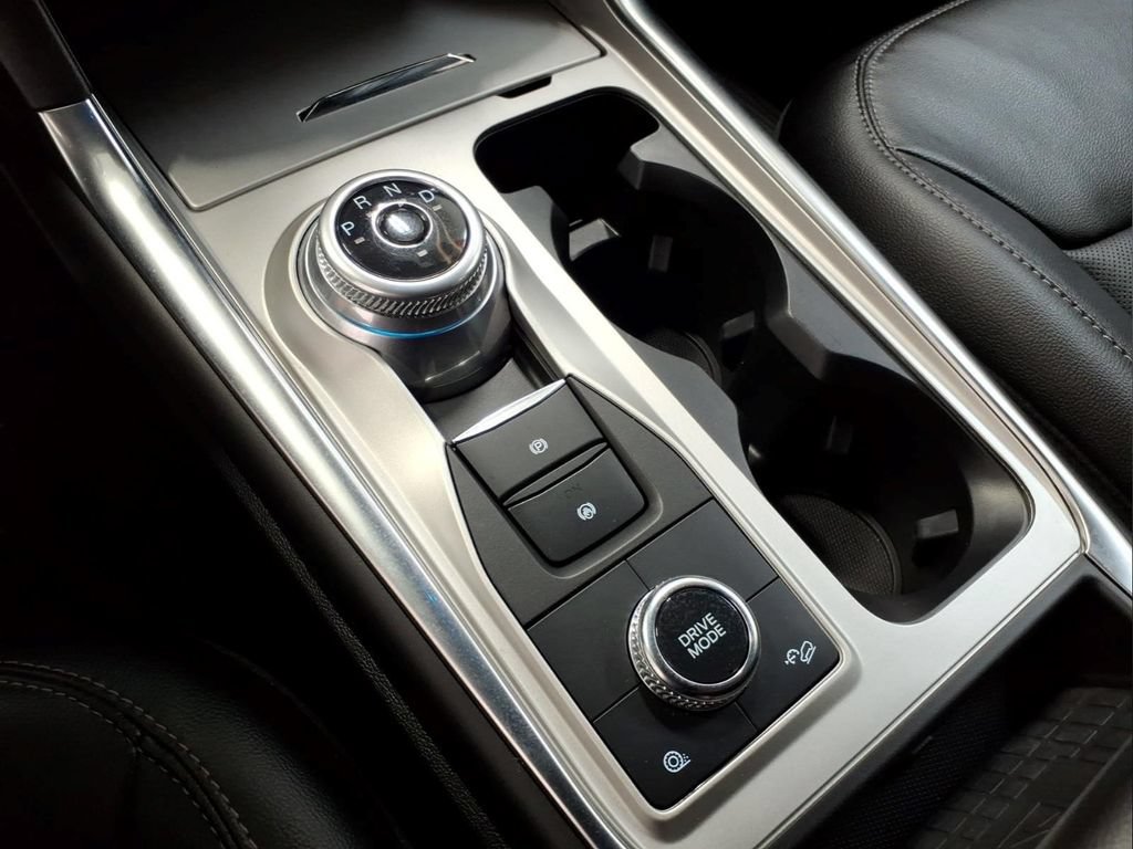 Certified 2022 Ford Explorer Limited w/ Limited Technology Package AWD/4WD image 20