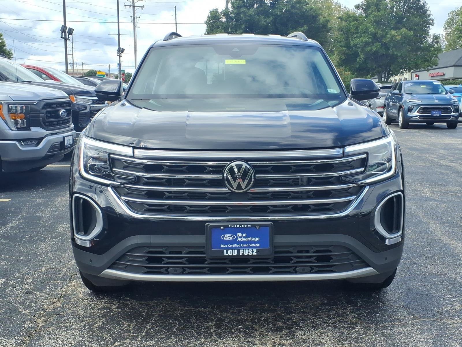 Used 2025 Volkswagen Atlas SE FWD image 31