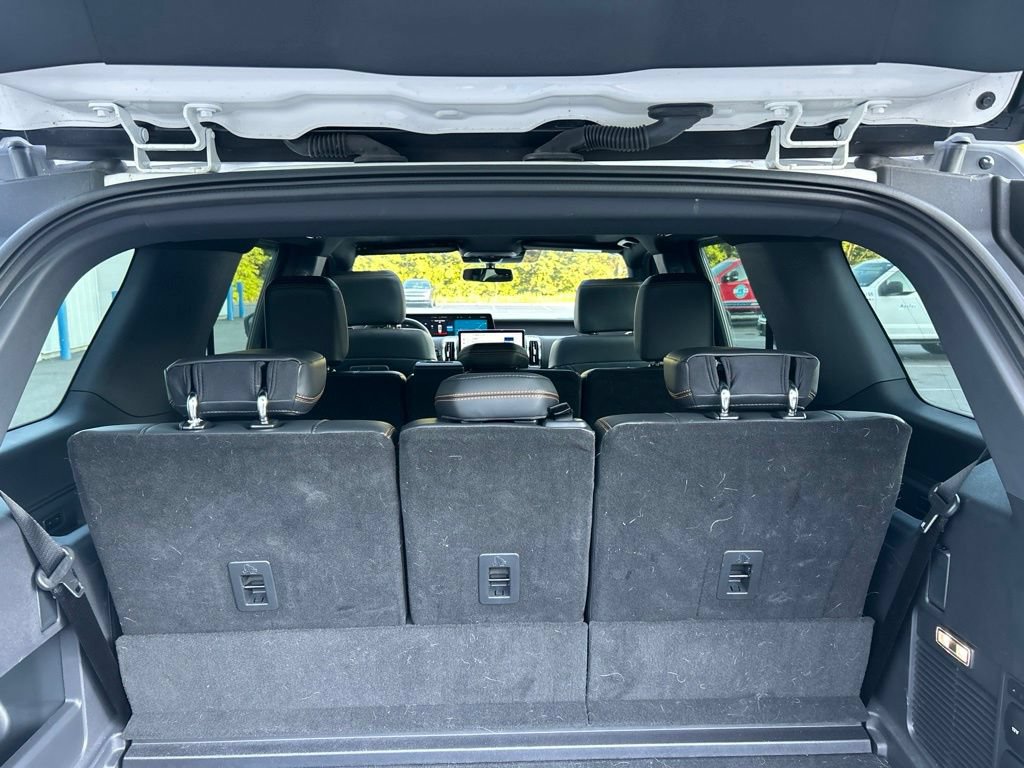 Certified 2025 Ford Expedition Tremor AWD/4WD image 9
