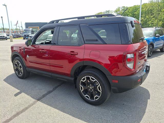 Certified 2025 Ford Bronco Sport Outer Banks w/ Outer Banks Tech Package+ AWD/4WD image 4