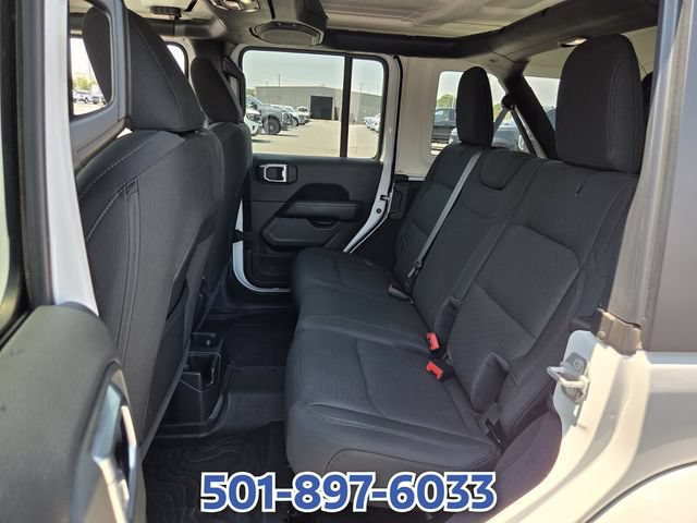 Used 2021 Jeep Wrangler Unlimited Sahara w/ Safety Group AWD/4WD image 10