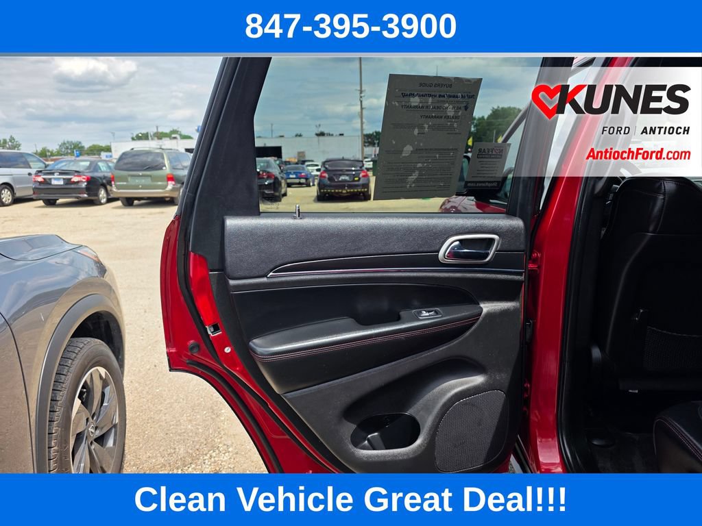 Used 2018 Jeep Grand Cherokee Trailhawk AWD/4WD image 17