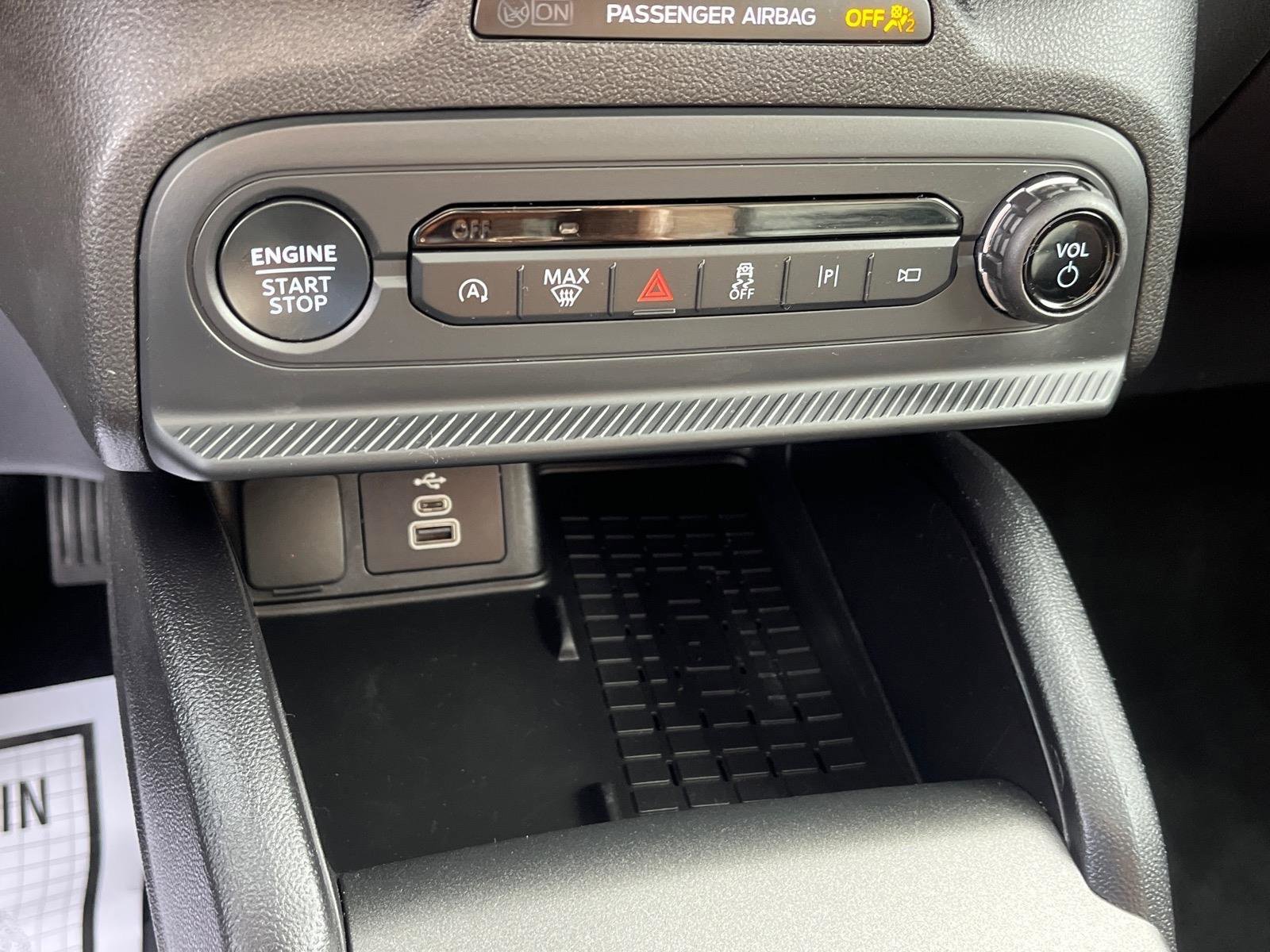 Certified 2025 Ford Bronco Sport Outer Banks w/ Outer Banks Tech Package+ AWD/4WD image 13