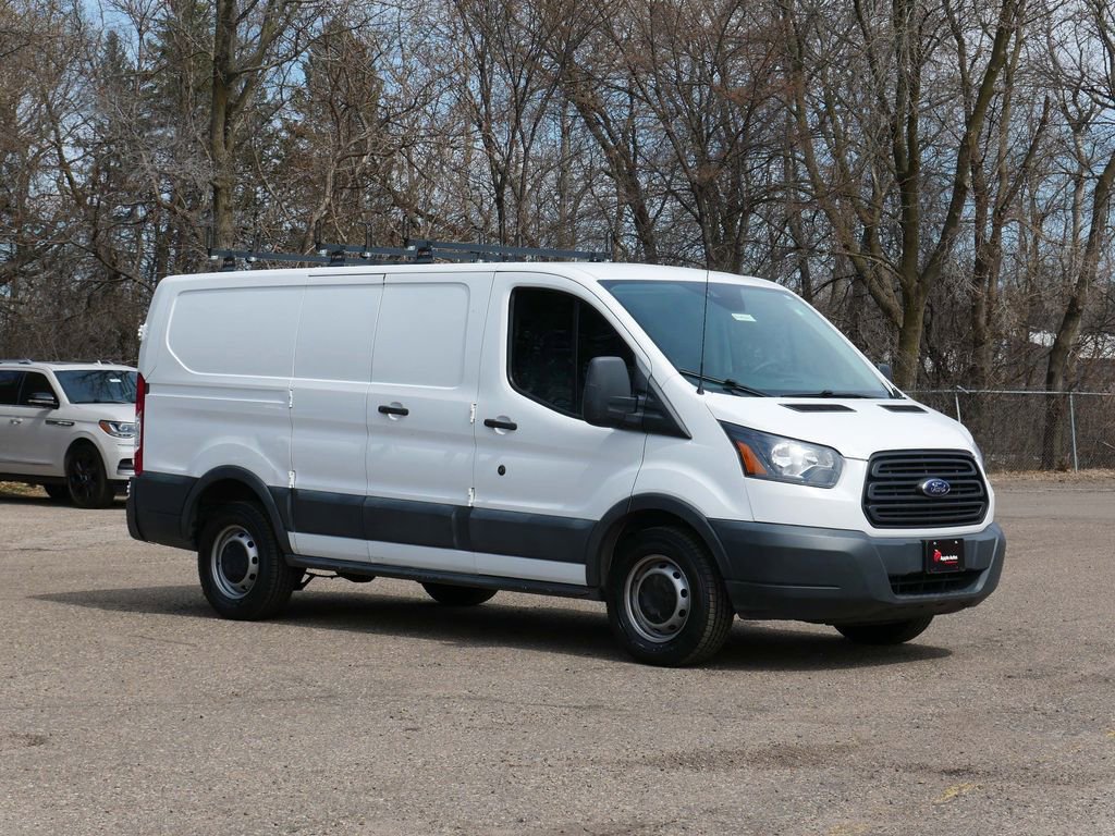 Certified 2018 Ford Transit 150 130 Low Roof RWD image 7