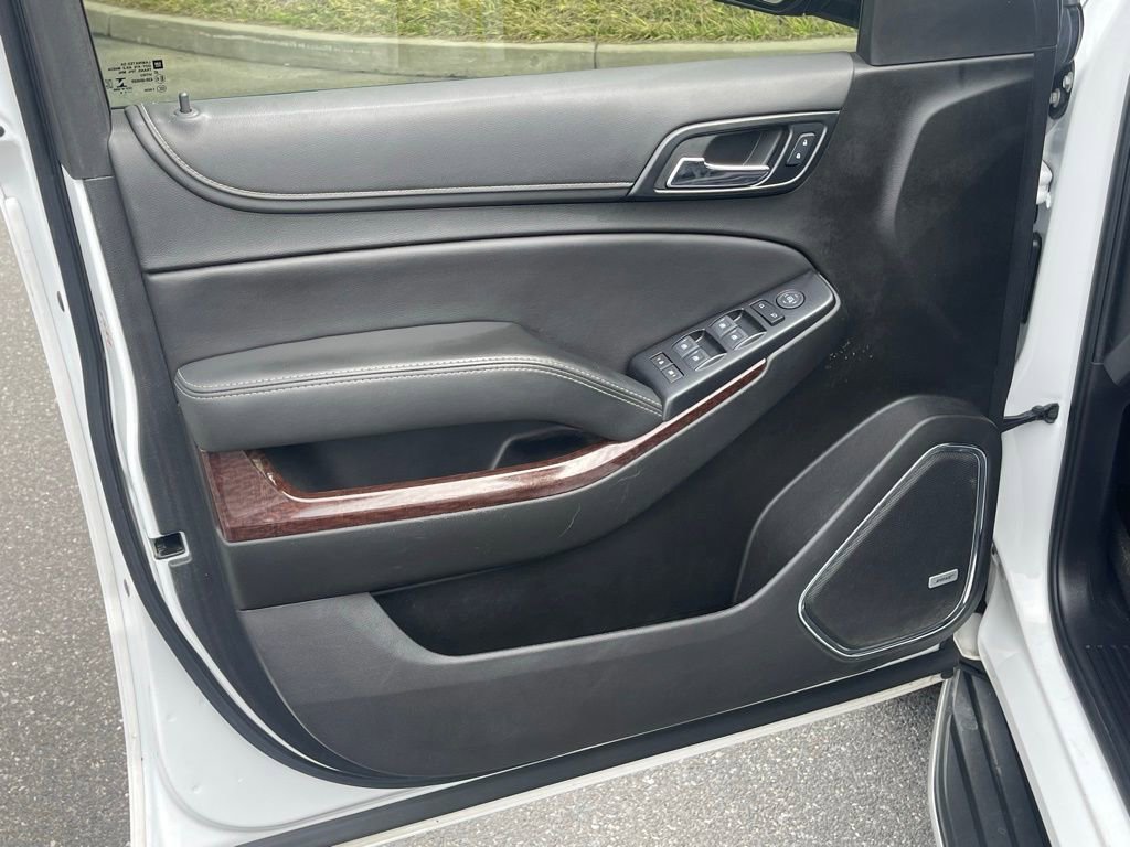 Used 2019 GMC Yukon SLE w/ SLE Value Package image 25