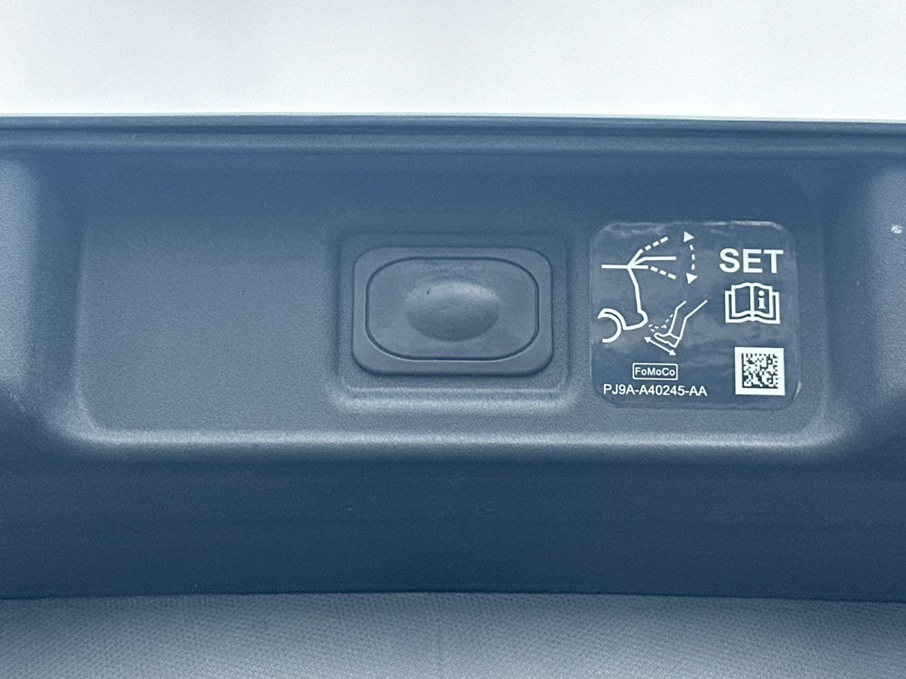 Certified 2024 Ford Mustang Mach-E Premium RWD image 22