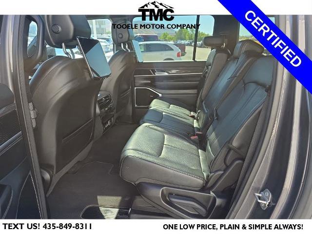 Used 2023 Jeep Wagoneer L Series III w/ Premium Group I image 10