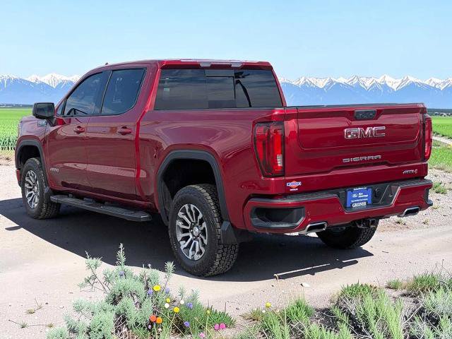 Used 2023 GMC Sierra 1500 AT4 w/ AT4 Preferred Package AWD/4WD image 4