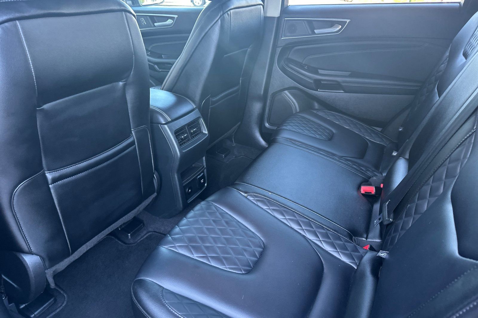 Certified 2024 Ford Edge Titanium image 14