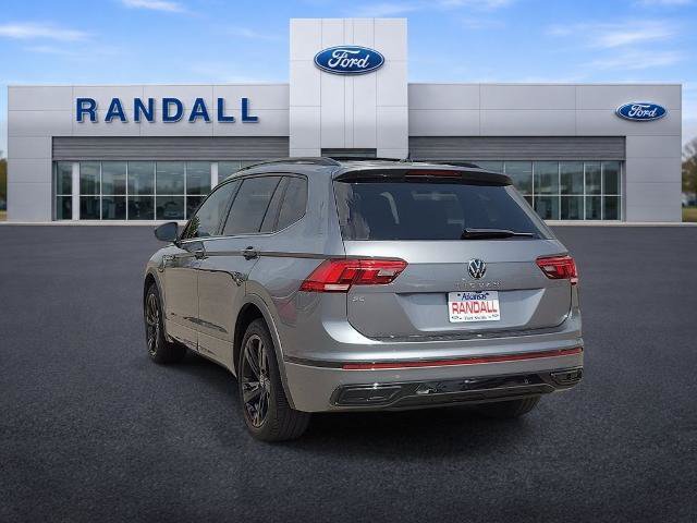 Used 2024 Volkswagen Tiguan SE R-Line w/ MDO Package, Three-Row FWD image 4