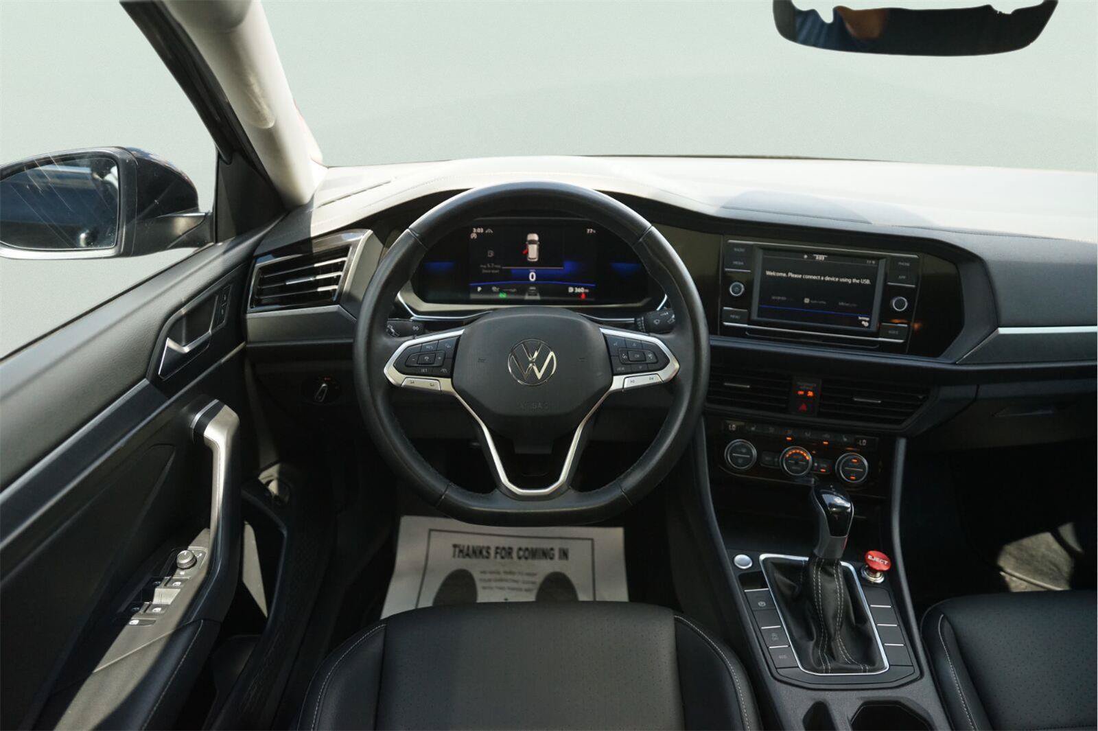 Used 2022 Volkswagen Jetta SE FWD image 22