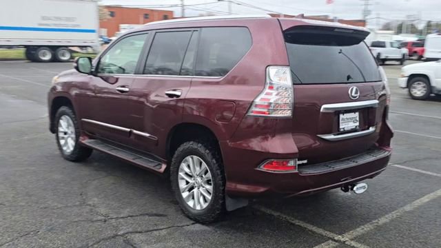 Used 2018 Lexus GX 460 Premium w/ Premium Package image 4