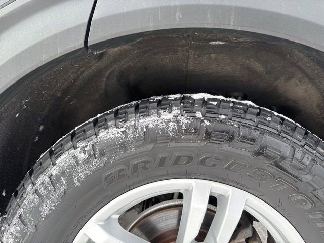 Certified 2021 Ford Explorer XLT w/ Equipment Group 202A image 12