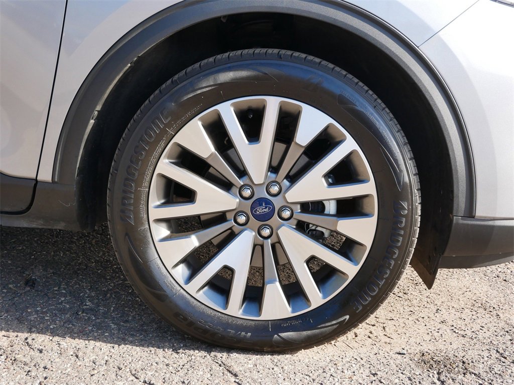 Certified 2022 Ford Escape Titanium image 7