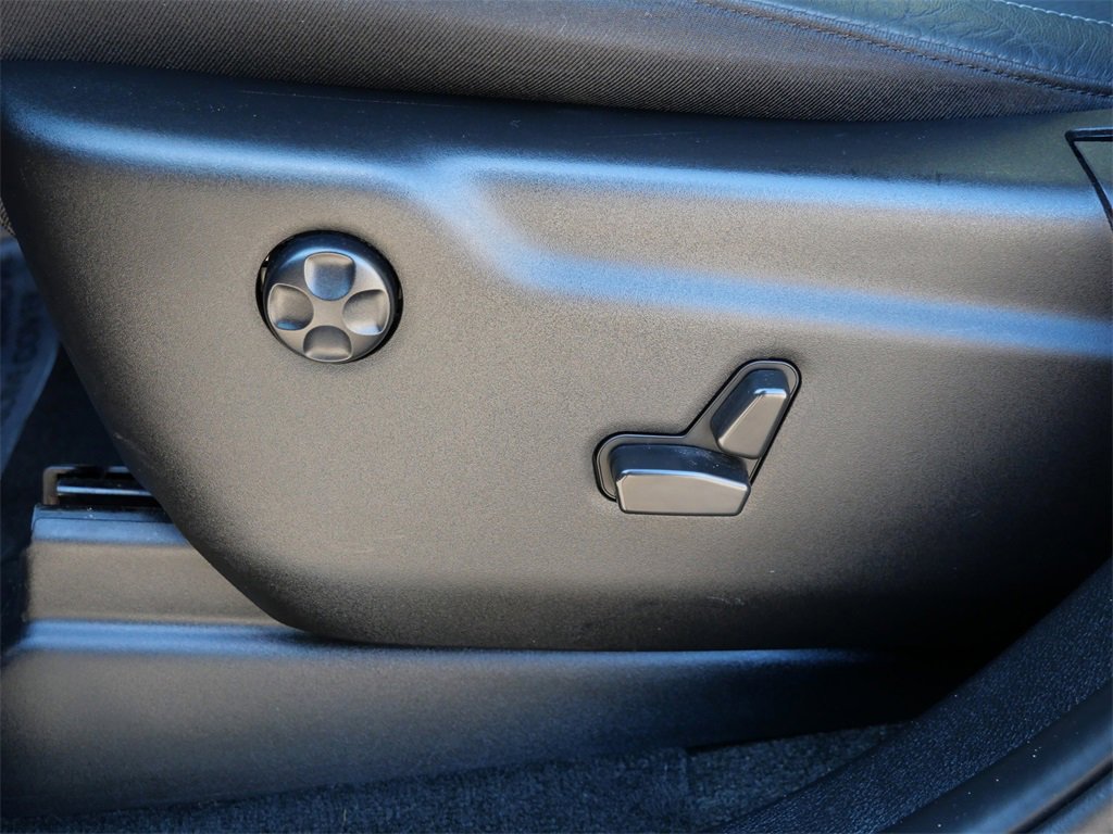 Used 2021 Dodge Durango GT image 18