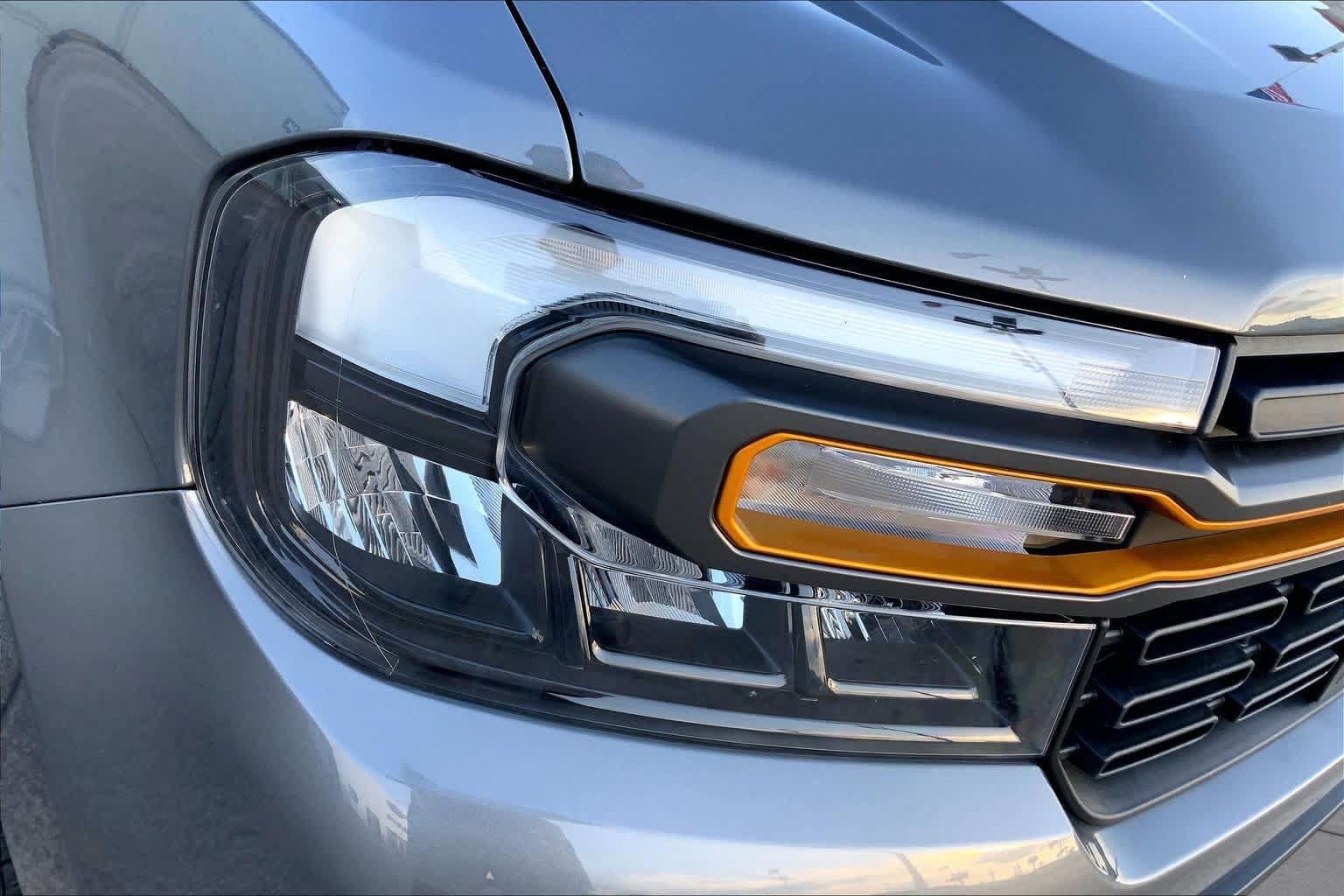 Certified 2024 Ford Maverick Tremor w/ Tremor Off-Road Package AWD/4WD image 28