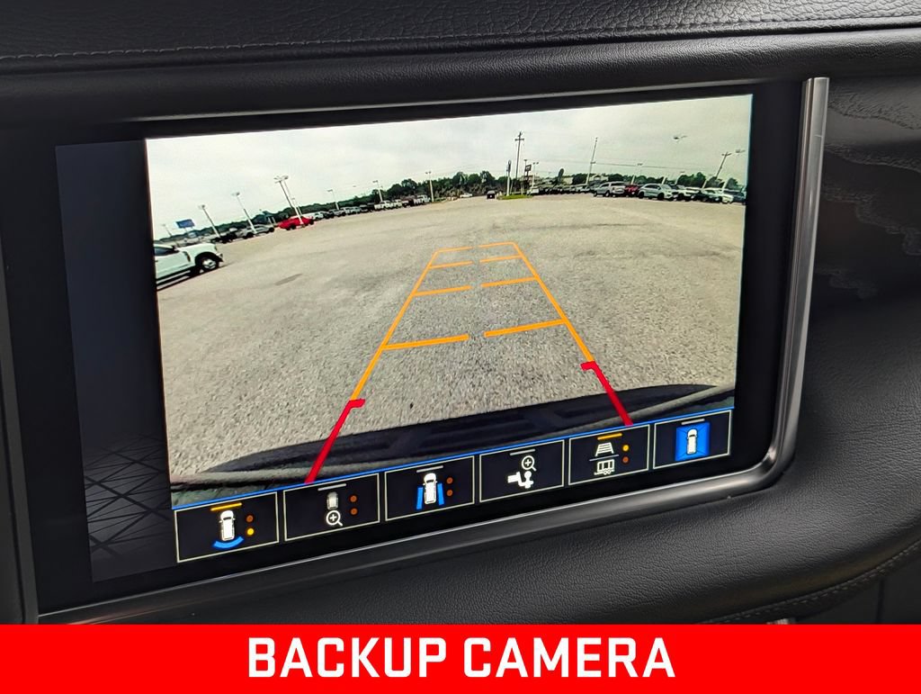 Used 2022 GMC Yukon Denali AWD/4WD image 9