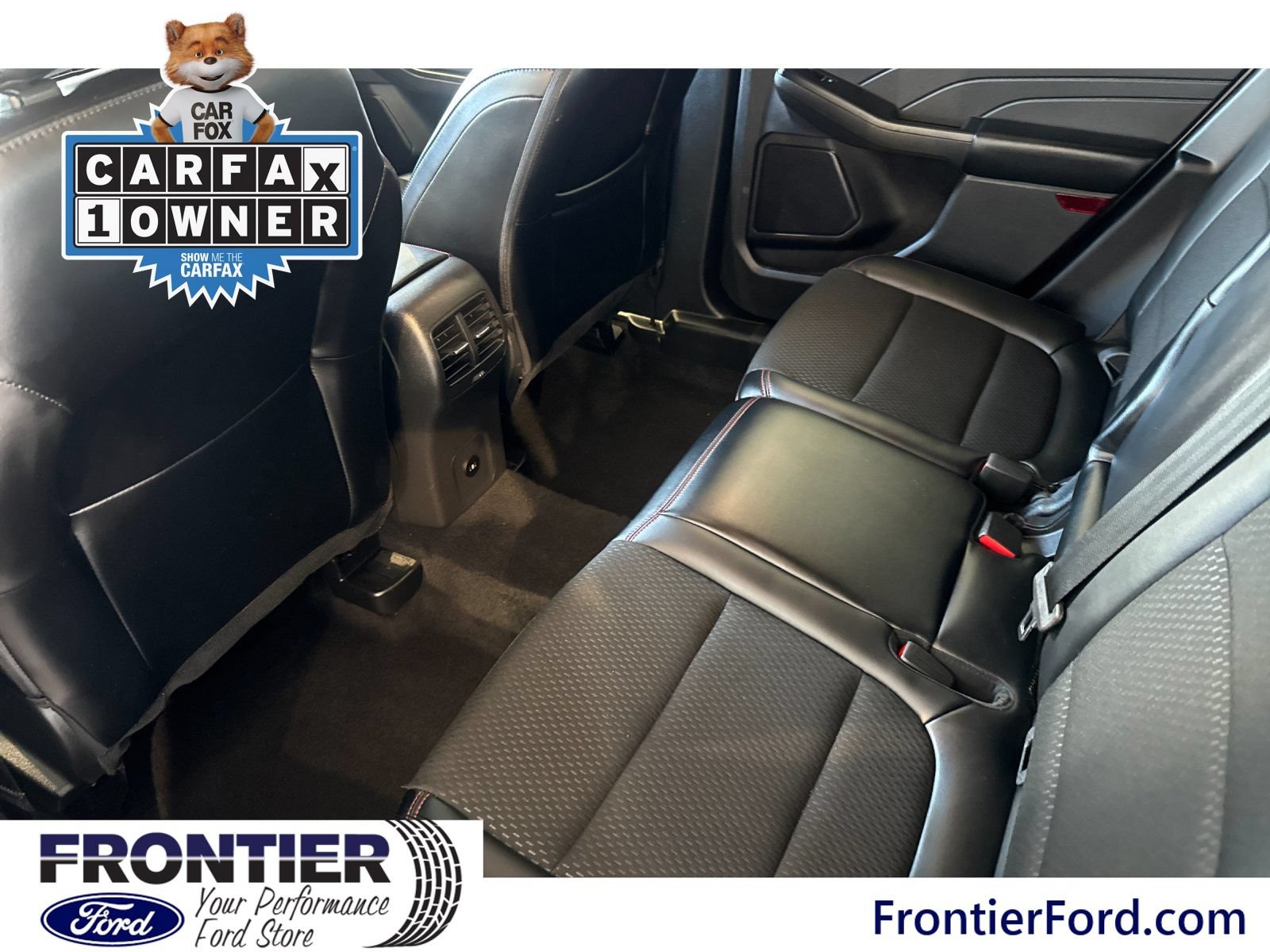 Certified 2025 Ford Escape ST-Line Select AWD/4WD image 13
