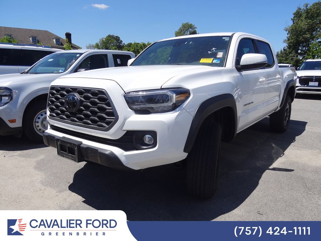 Used 2023 Toyota Tacoma TRD Off-Road w/ Technology Package AWD/4WD image 3