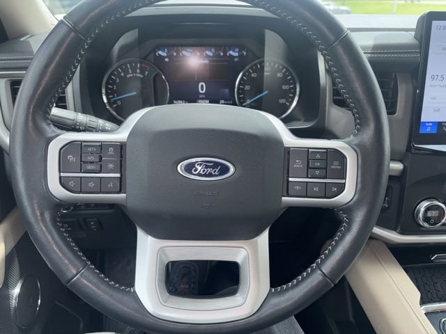 Certified 2022 Ford Expedition XLT RWD image 17