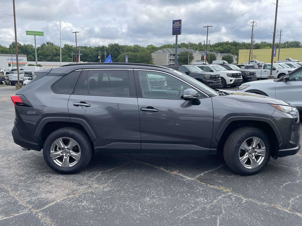 Used 2023 Toyota RAV4 XLE w/ Convenience Package FWD image 2
