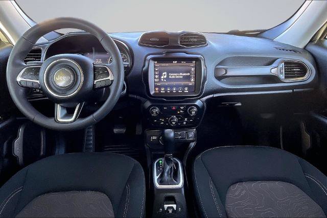 Used 2023 Jeep Renegade Latitude AWD/4WD image 16