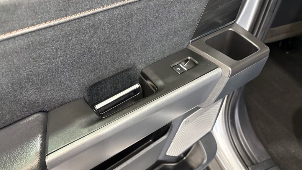 Certified 2024 Ford F150 Lightning Lariat image 18