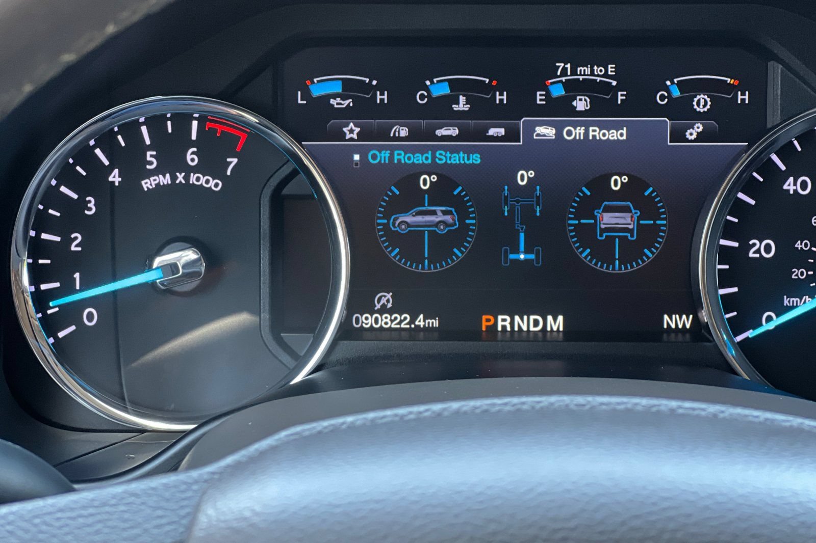 Certified 2019 Ford Expedition Limited w/ Special Edition Package AWD/4WD image 28