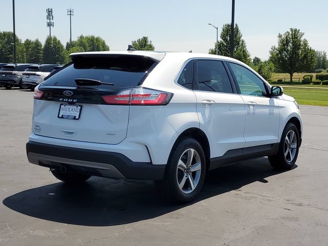 Certified 2024 Ford Edge SEL w/ Convenience Package AWD/4WD image 3
