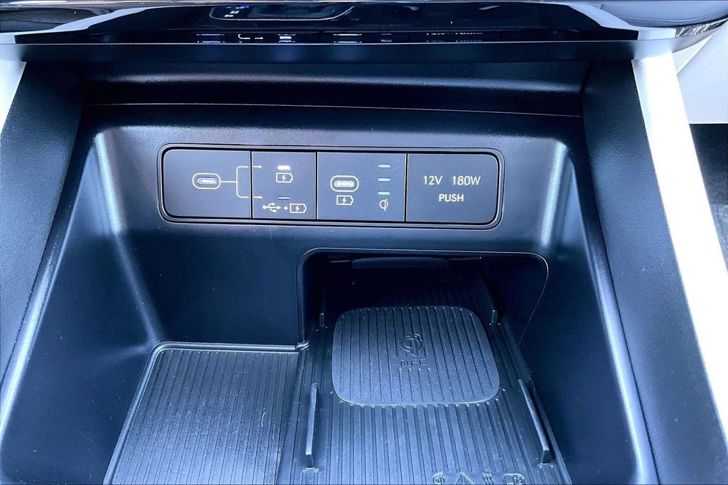 Used 2025 Hyundai Tucson SEL FWD image 32