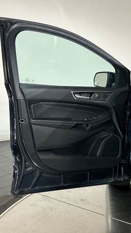 Certified 2024 Ford Edge Titanium AWD/4WD image 37