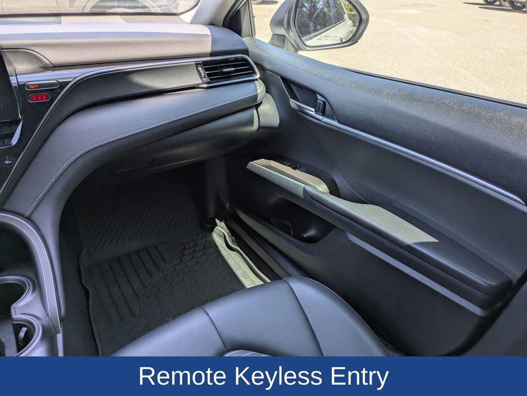 Used 2023 Toyota Camry SE FWD image 16