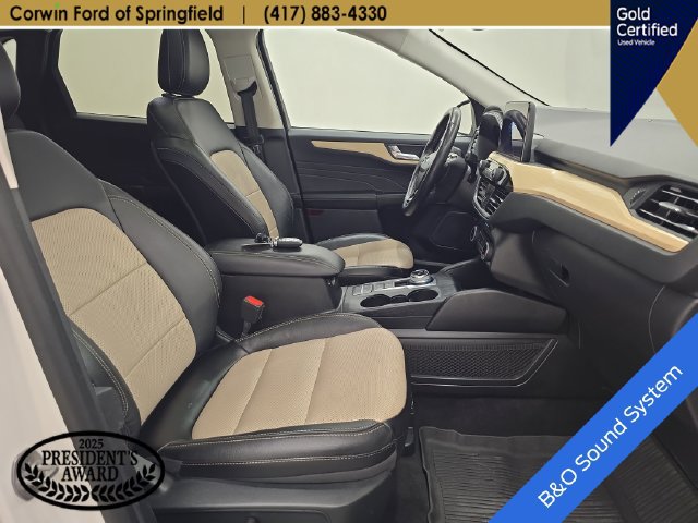 Certified 2022 Ford Escape Titanium w/ Titanium Elite Package AWD/4WD image 11