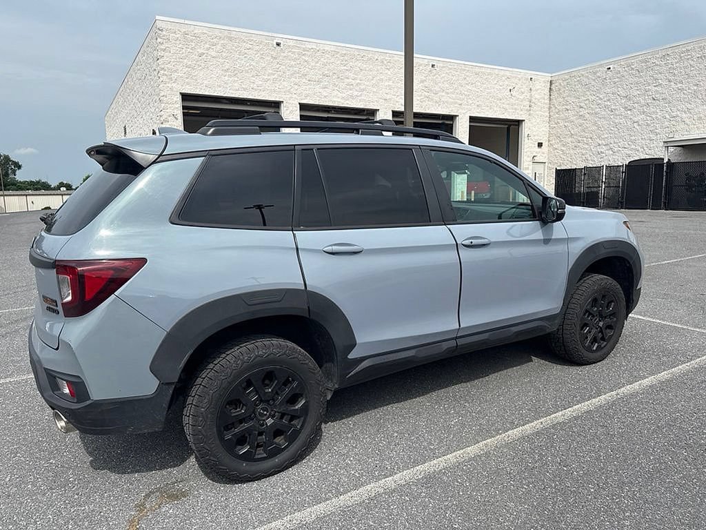 Used 2022 Honda Passport TrailSport image 4