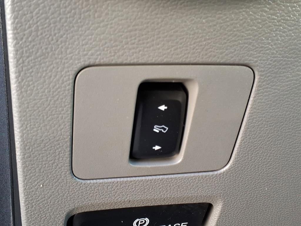 Certified 2020 Ford F250 XLT w/ Tremor Off-Road Package image 20