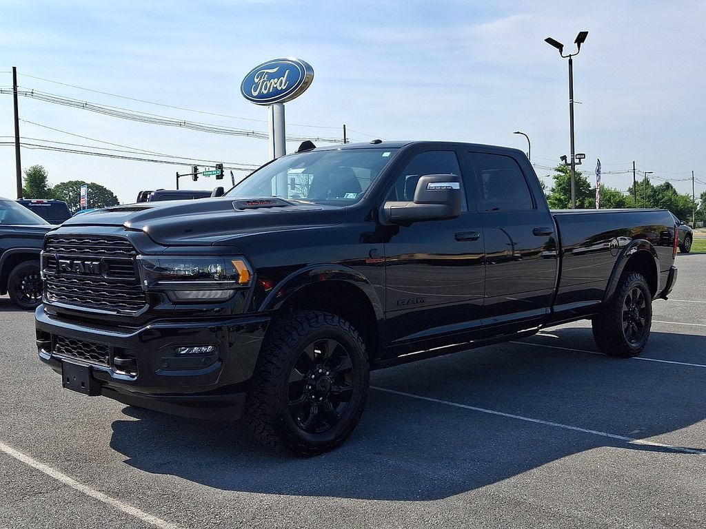 Used 2024 RAM 3500 Limited w/ Night Edition AWD/4WD image 3