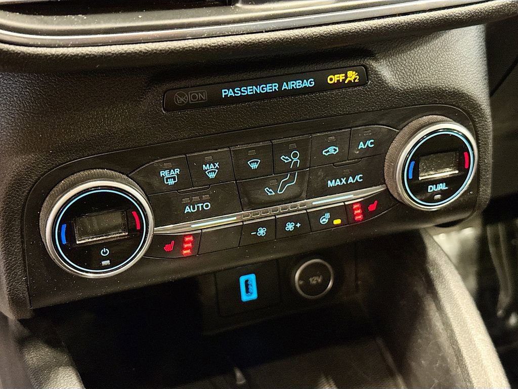 Certified 2020 Ford Escape Titanium image 14