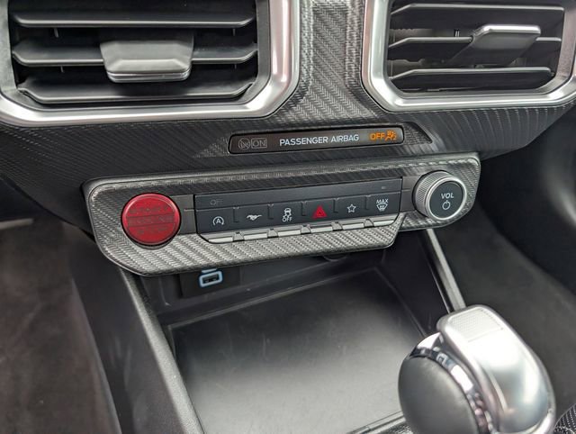 Certified 2025 Ford Mustang Premium image 12