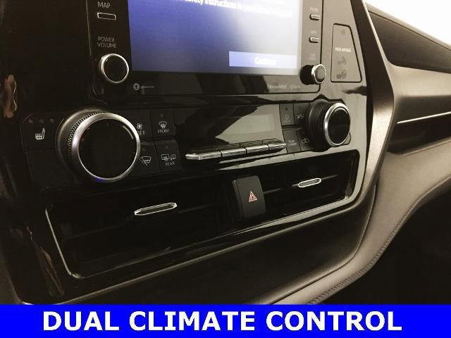 Used 2022 Toyota Highlander XLE image 12