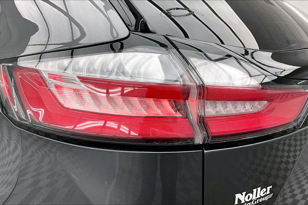 Certified 2022 Ford Edge SEL w/ Sport Appearance Package AWD/4WD image 30