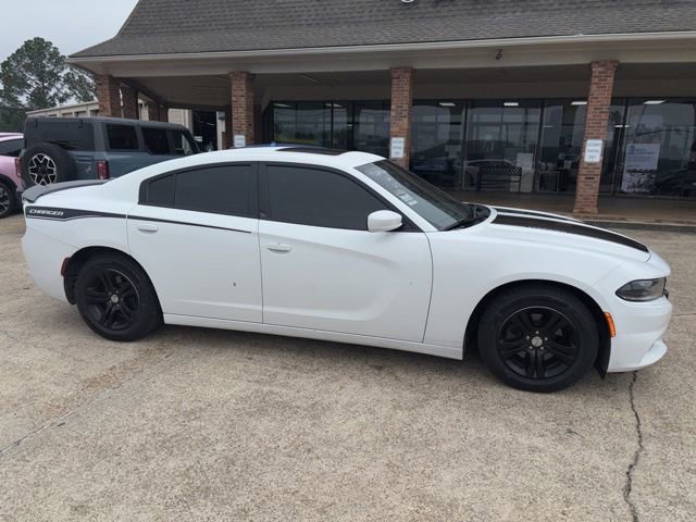 Used 2020 Dodge Charger SXT w/ Leather Interior Group RWD image 7